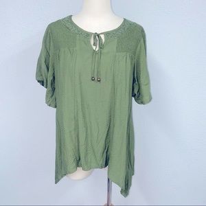 Women’s green Energē top sz M NWOT